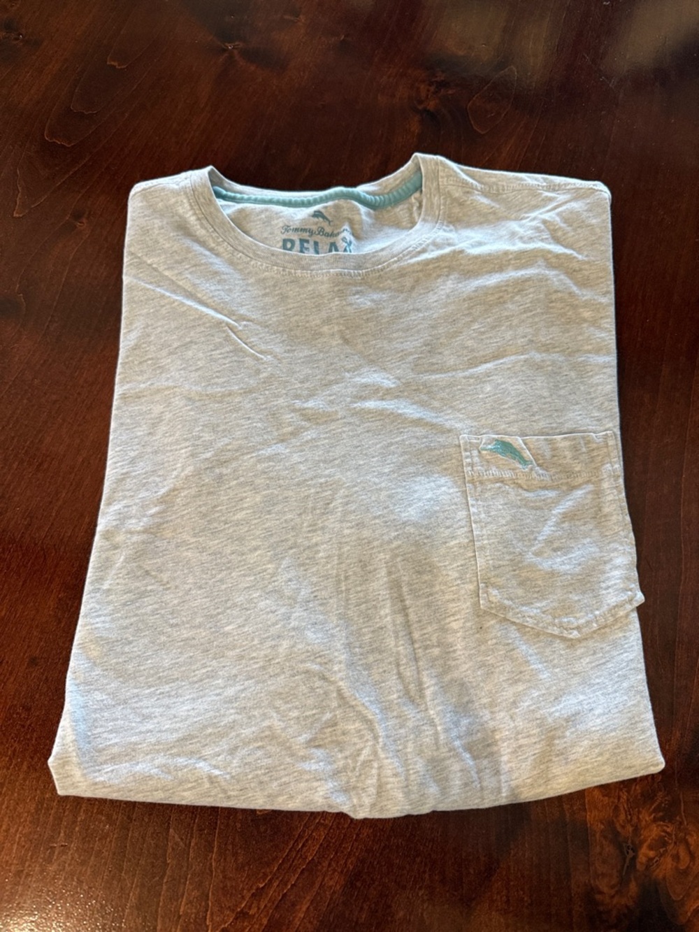 Tommy Bahama Relax Light Gray Short Sleeve Pocket Tee with Teal dolphin, XL/TG
